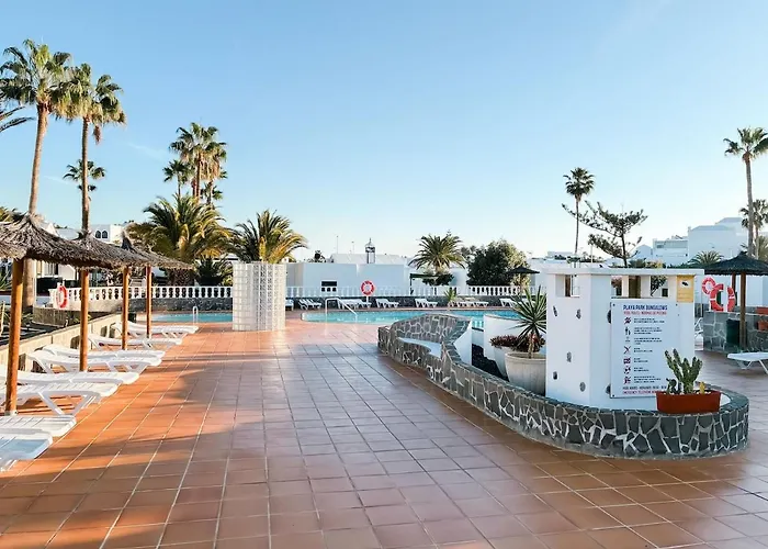 Playa Park 17, Charming One Bed