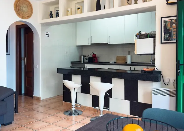 Playa Park 17, Charming One Bed Апартаменты